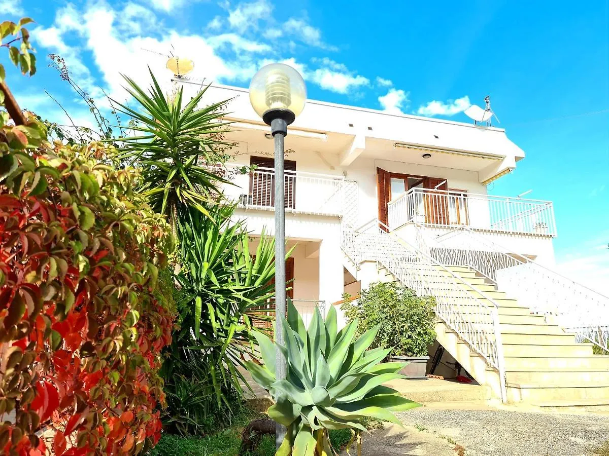 Casa Vacanze Sea-Life Alcamo Marina